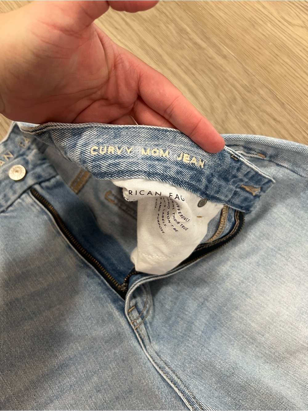American Eagle Curvy Mom Jeans Distressed Patched Raw Hem Size 8 - Picture 6 of 15